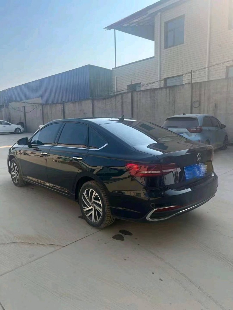 保定22年大众朗逸7