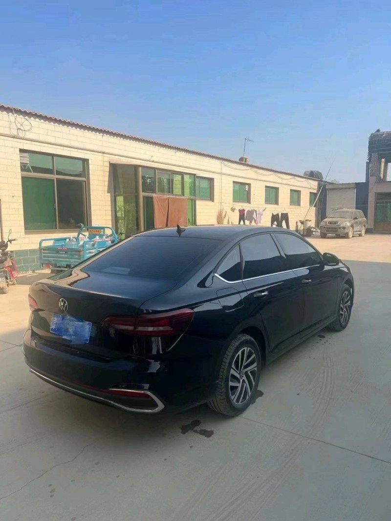 保定22年大众朗逸8