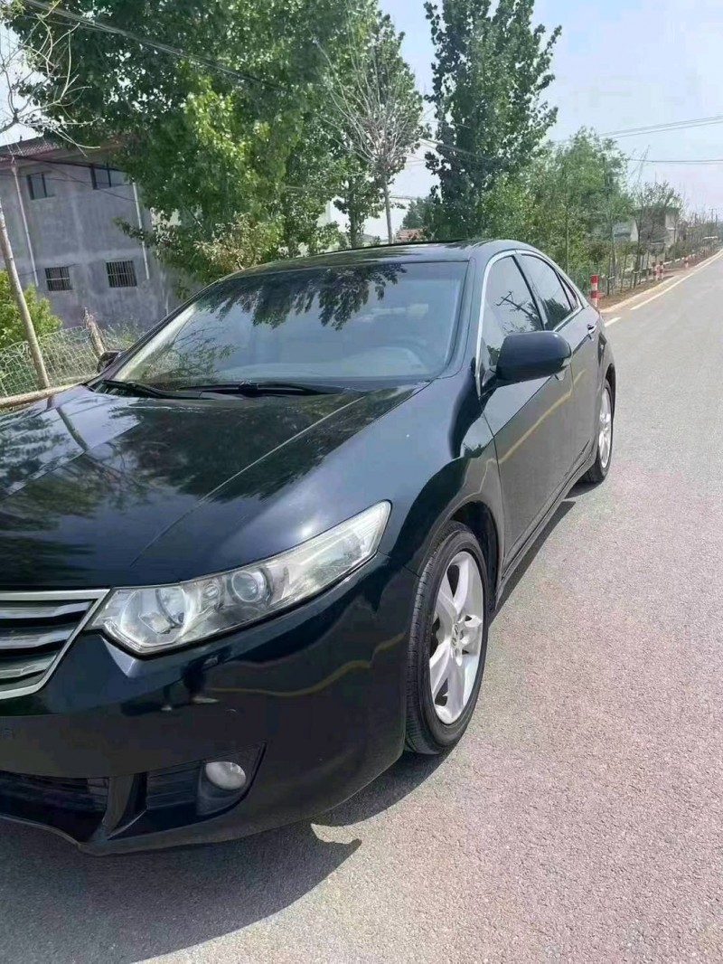 临沂13年本田思铂睿3