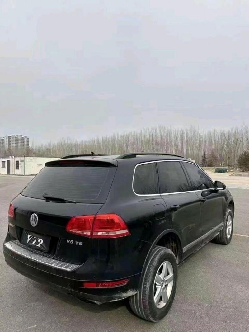 聊城15年大众途锐7