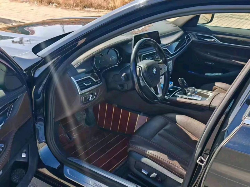 保定17年宝马7系5