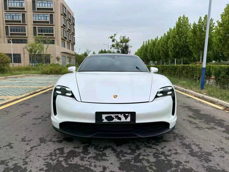 徐州22年保时捷Taycan1