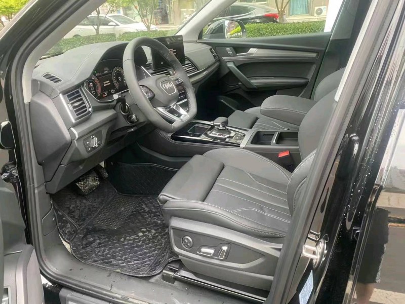 保定23年奥迪Q56