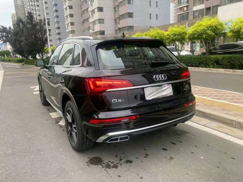 保定23年奥迪Q57