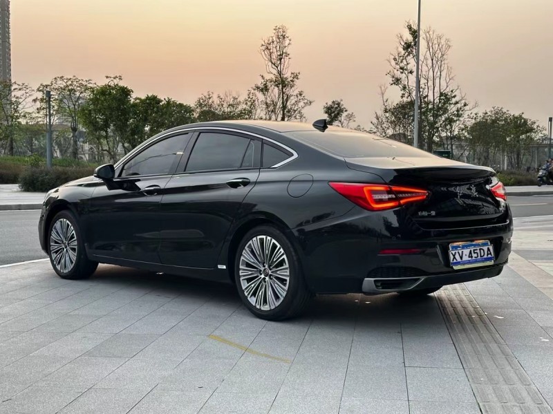 东莞23年红旗H57