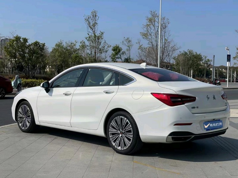 东莞21年红旗H57