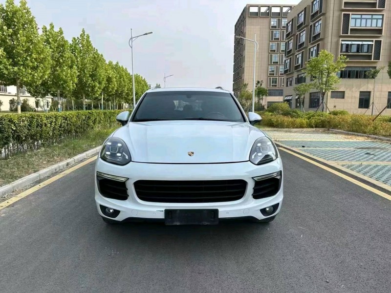 徐州16年保时捷卡宴1