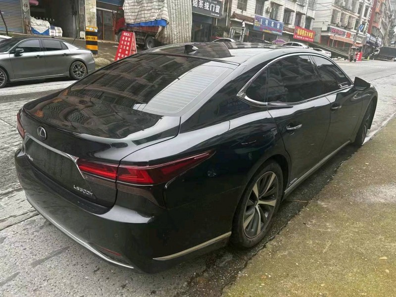 邵阳22年雷克萨斯LS7