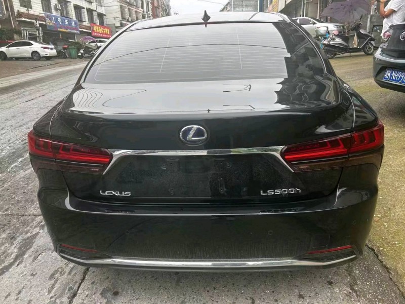 邵阳22年雷克萨斯LS9