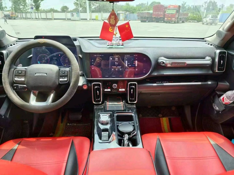 成都22年哈弗大狗4