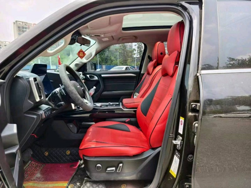 成都22年哈弗大狗5