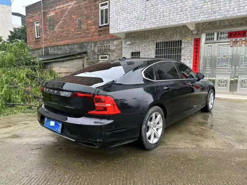 苏州18年沃尔沃S903
