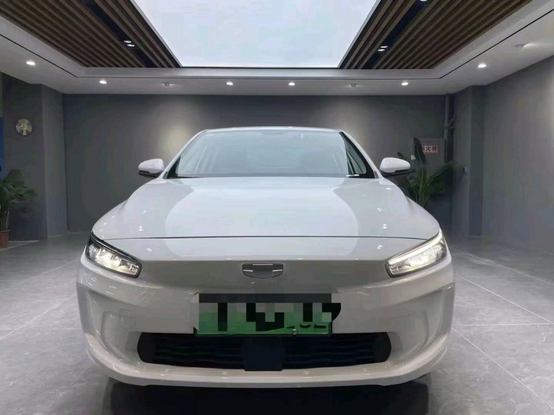 成都24年吉利几何1