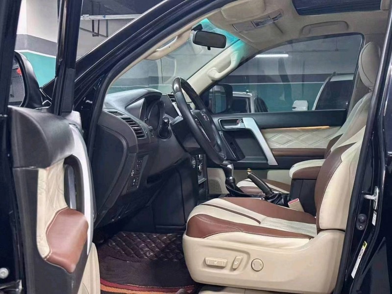 成都13年丰田普拉多5