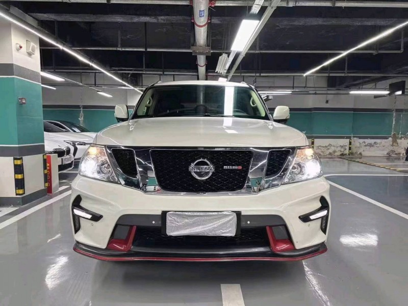 成都19年日产途乐1