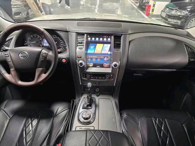 成都19年日产途乐6