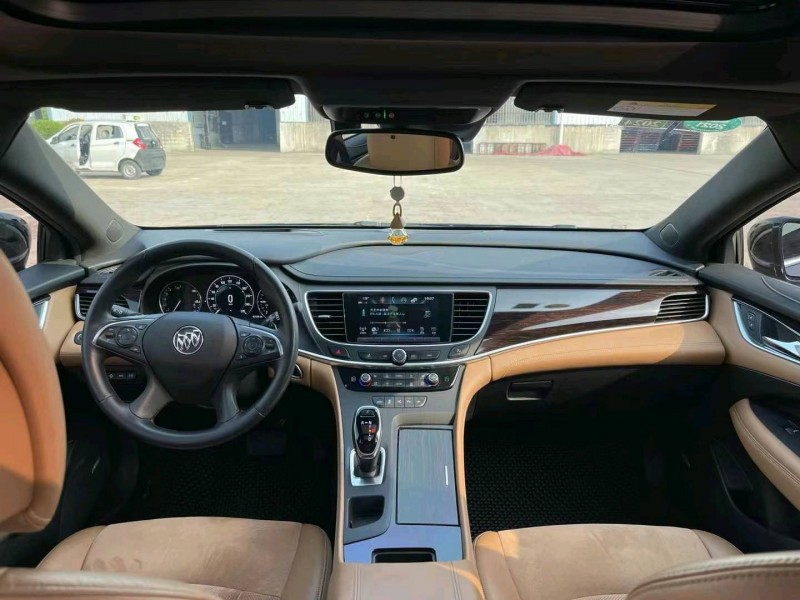 徐州18年别克君越5