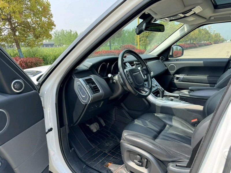 盐城16年路虎揽胜运动6