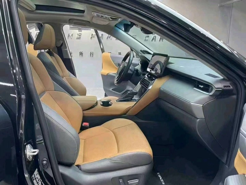 成都22年丰田威飒7