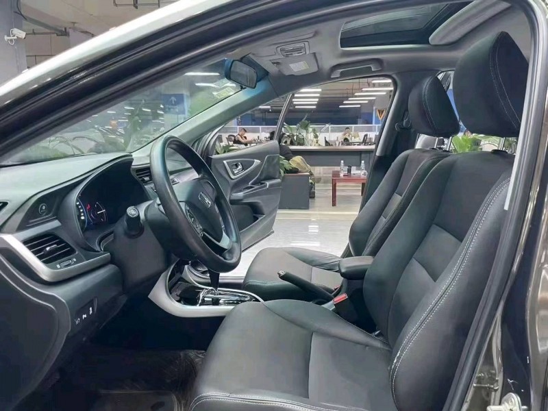 成都16年本田凌派5