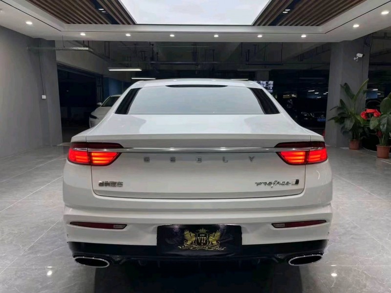 成都23年吉利星瑞5