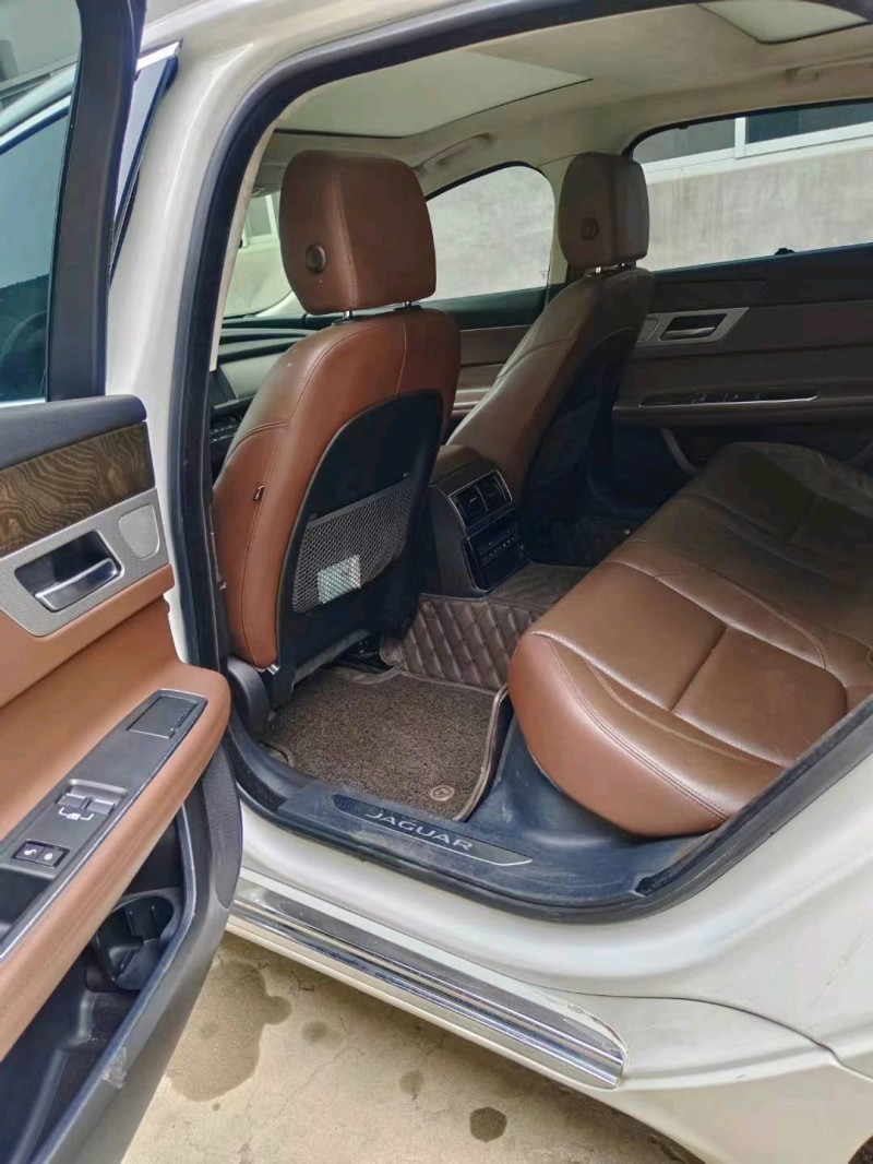 保定18年捷豹XFL7