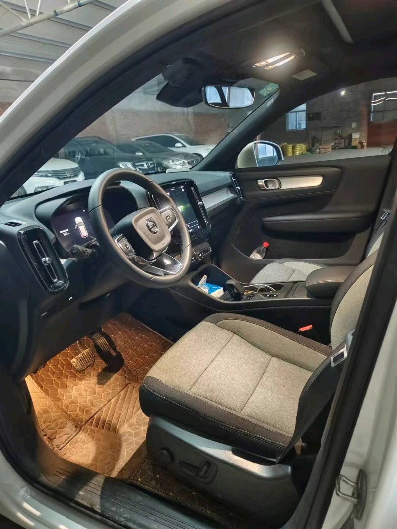 保定23年沃尔沃XC402