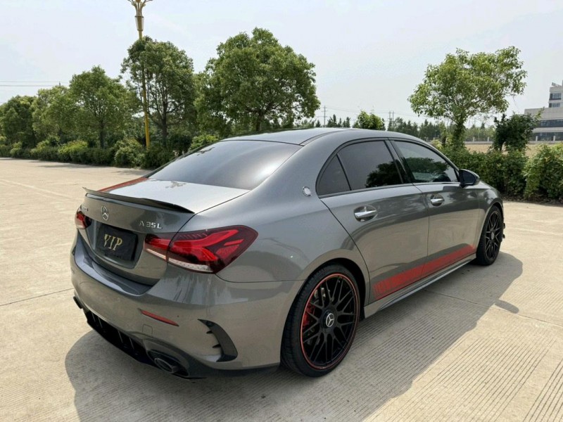 盐城21年奔驰AMG4