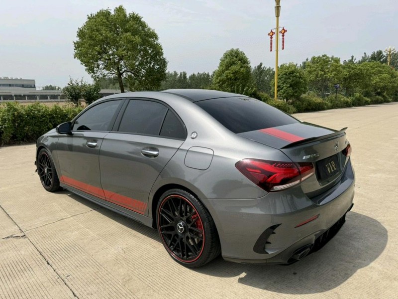 盐城21年奔驰AMG5