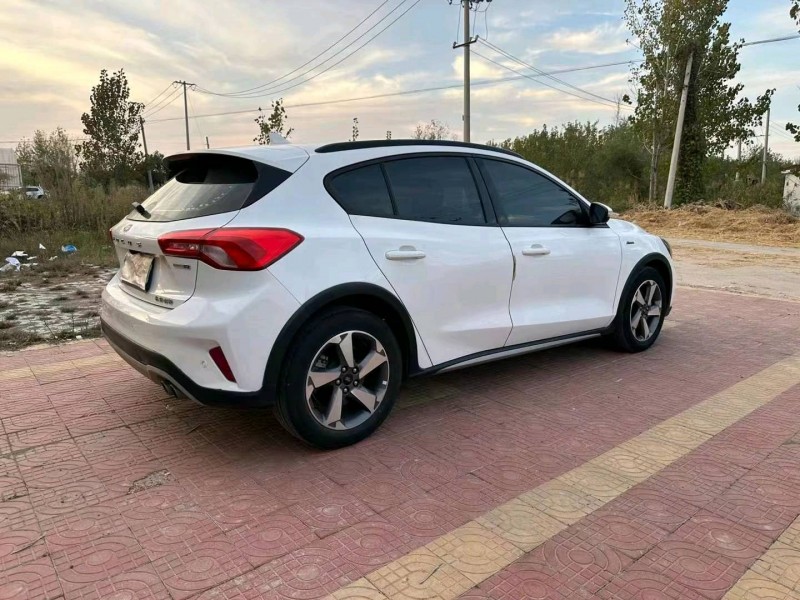 徐州20年福特福克斯8