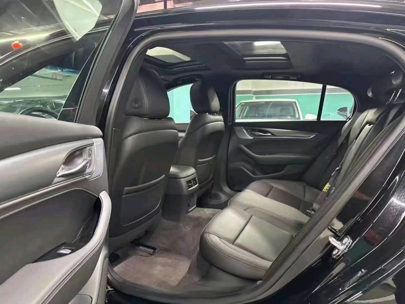 成都24年凯迪拉克CT54