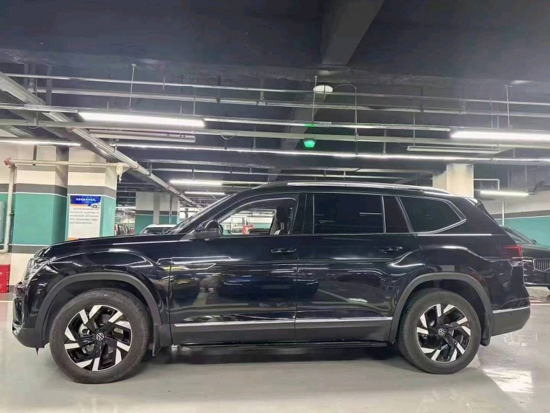 成都21年大众途昂8