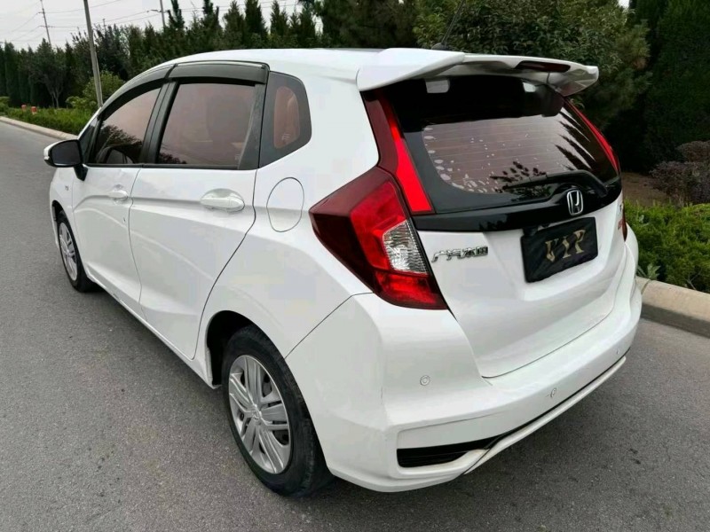 东营19年本田飞度6