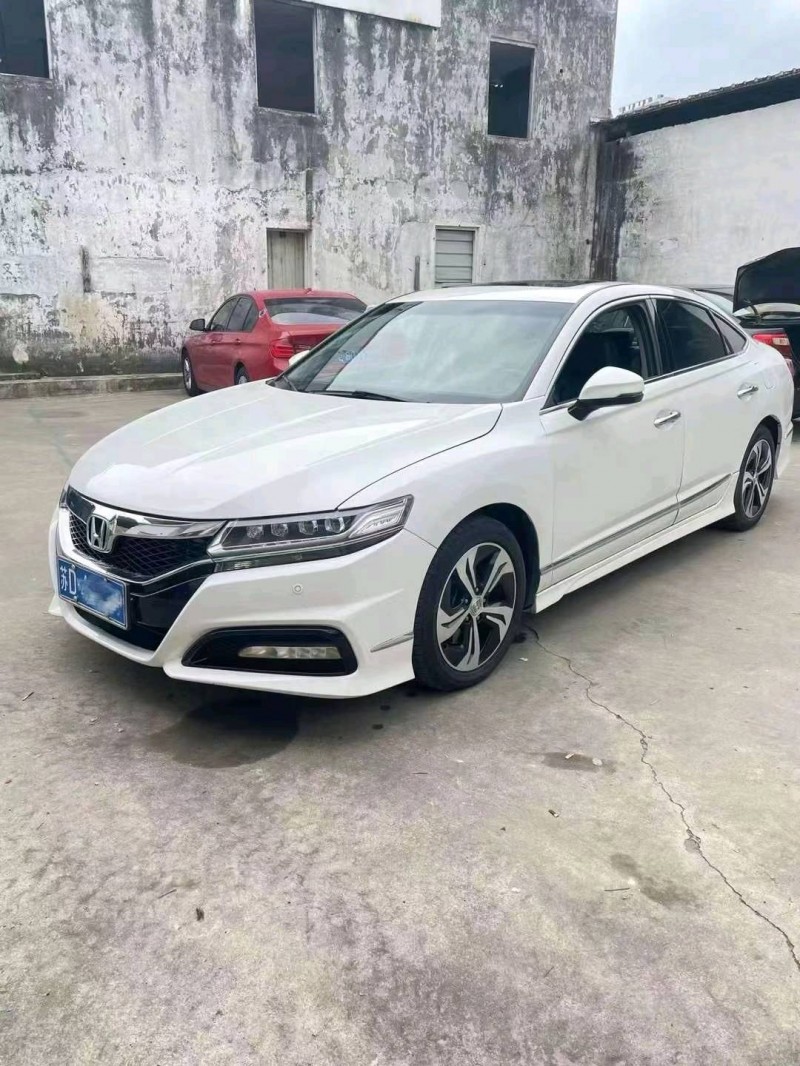 佛山17年本田思铂睿2