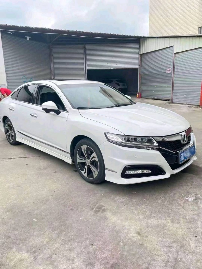 佛山17年本田思铂睿3