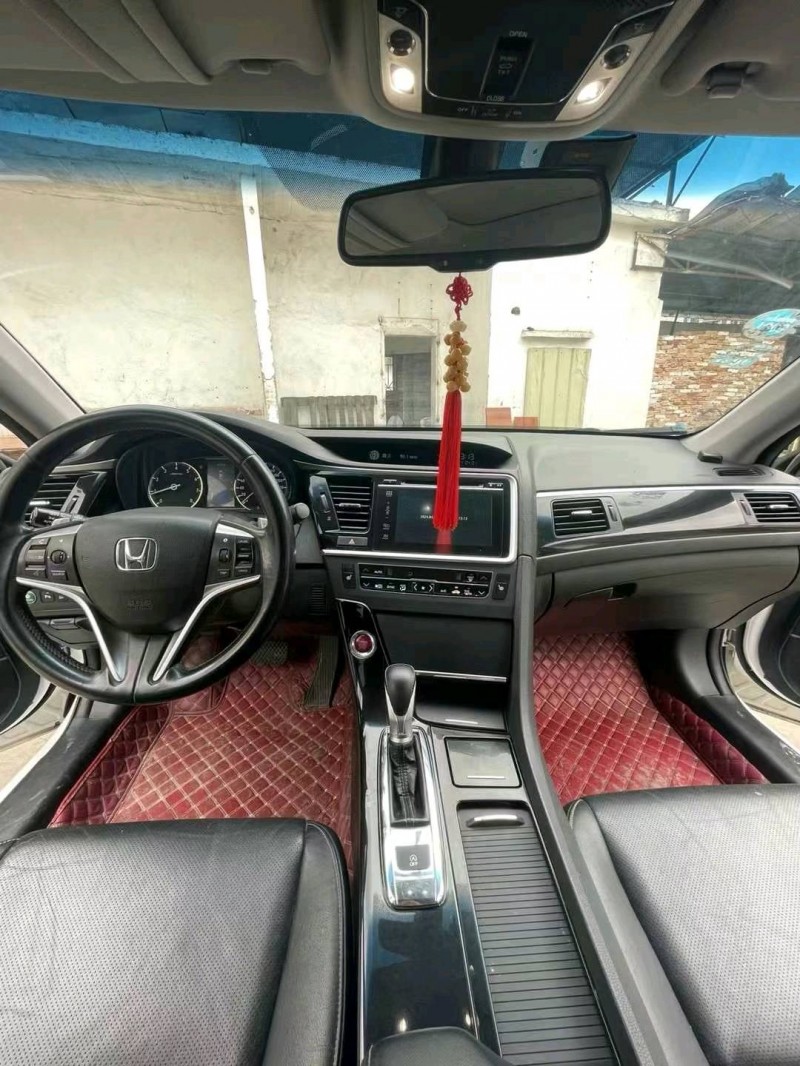 佛山17年本田思铂睿6