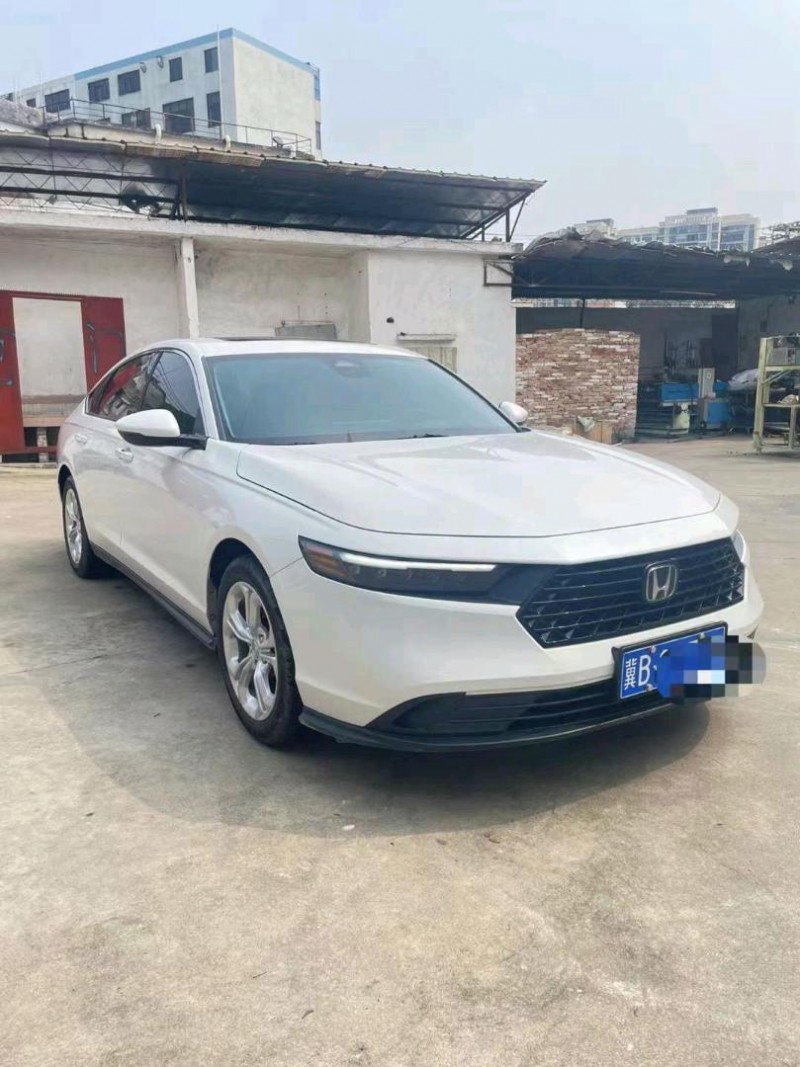 佛山23年本田雅阁2