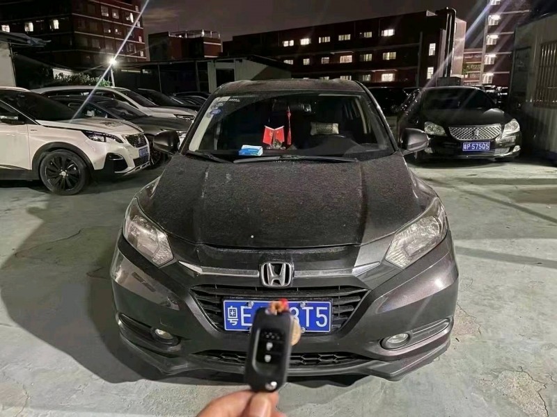 佛山18年本田缤智1
