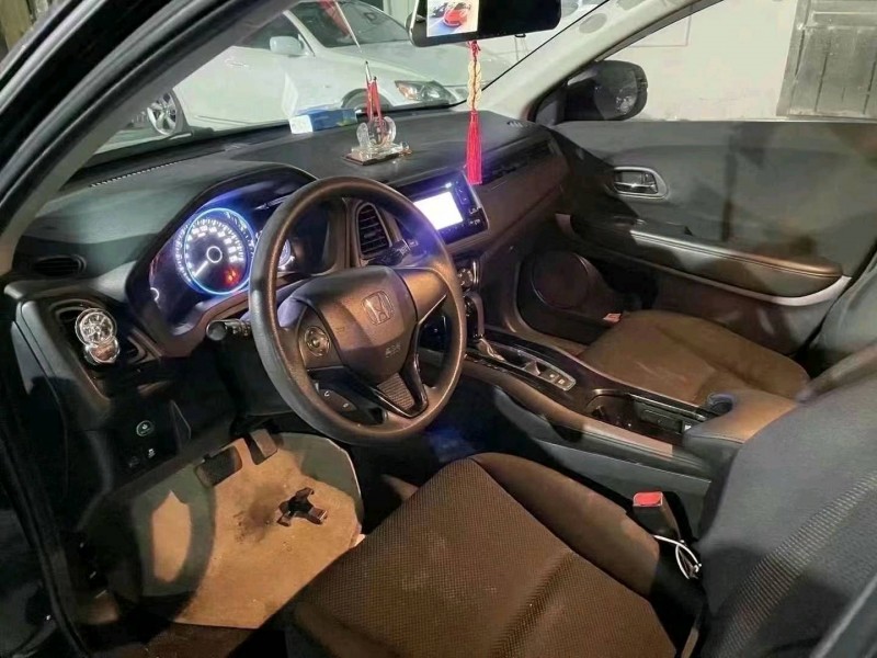 佛山18年本田缤智3