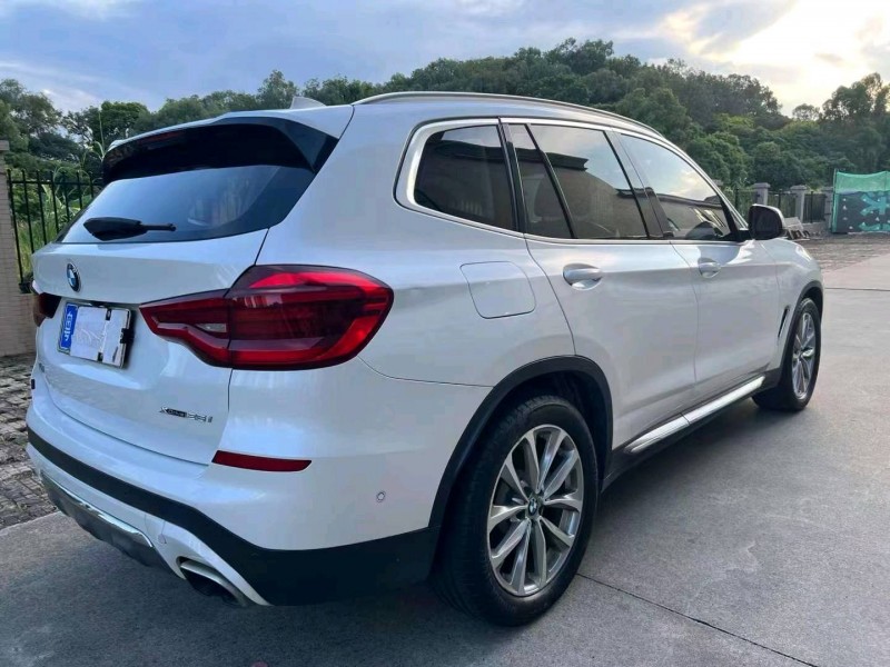 佛山19年宝马X34