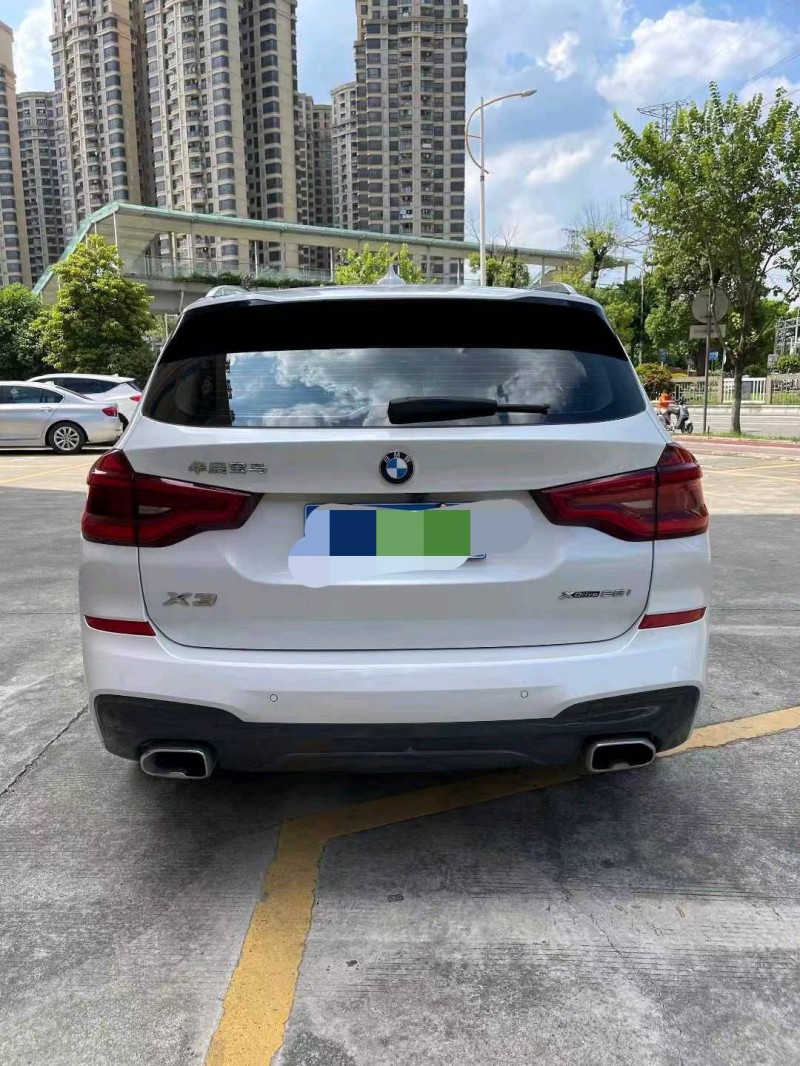 江门21年宝马X34