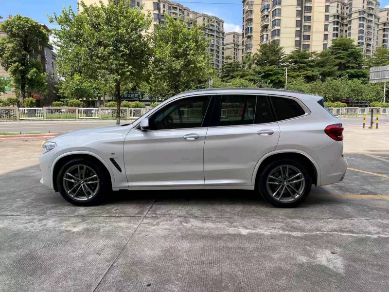 江门21年宝马X35