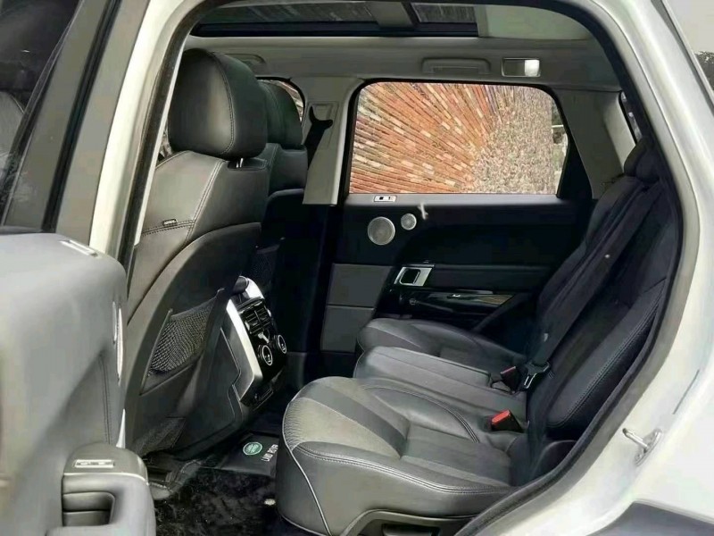 佛山18年路虎揽胜运动8