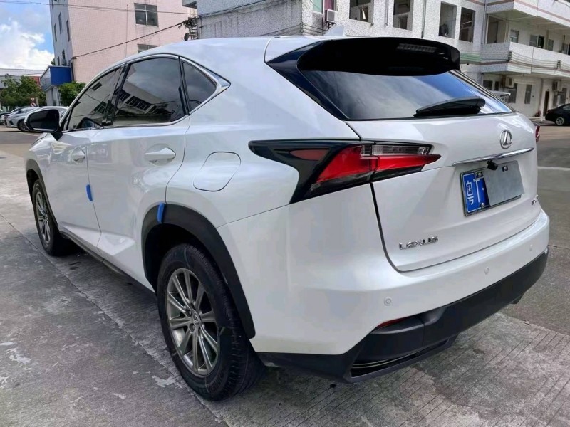 佛山15年雷克萨斯NX3
