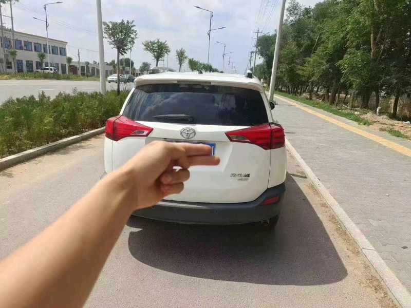珠海14年豐田RAV4榮放6