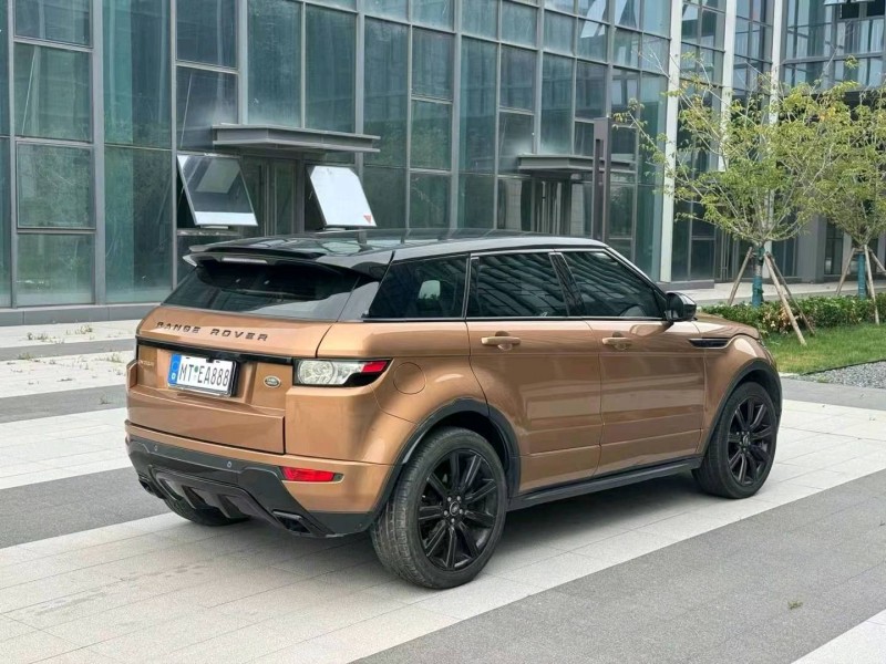 青岛14年路虎极光4