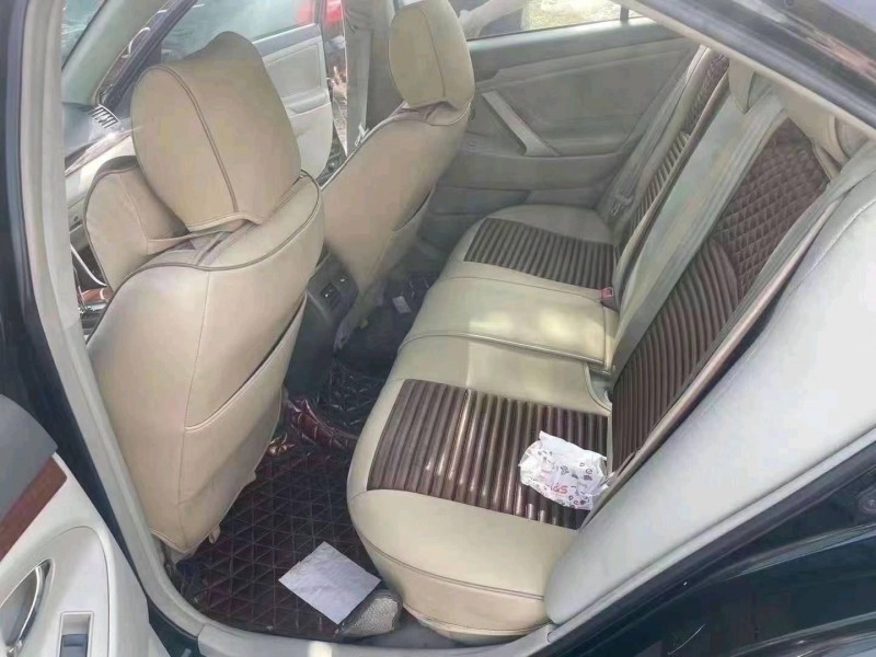 济南13年丰田凯美瑞6