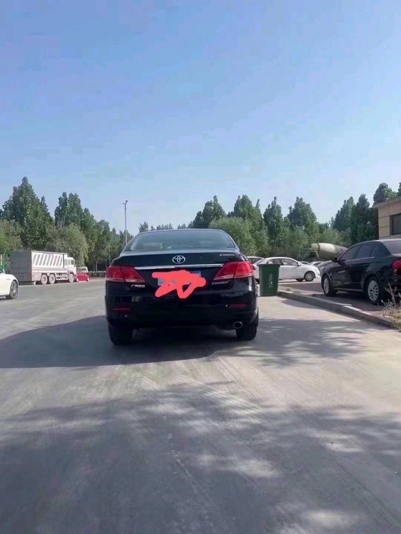 济南13年丰田凯美瑞8