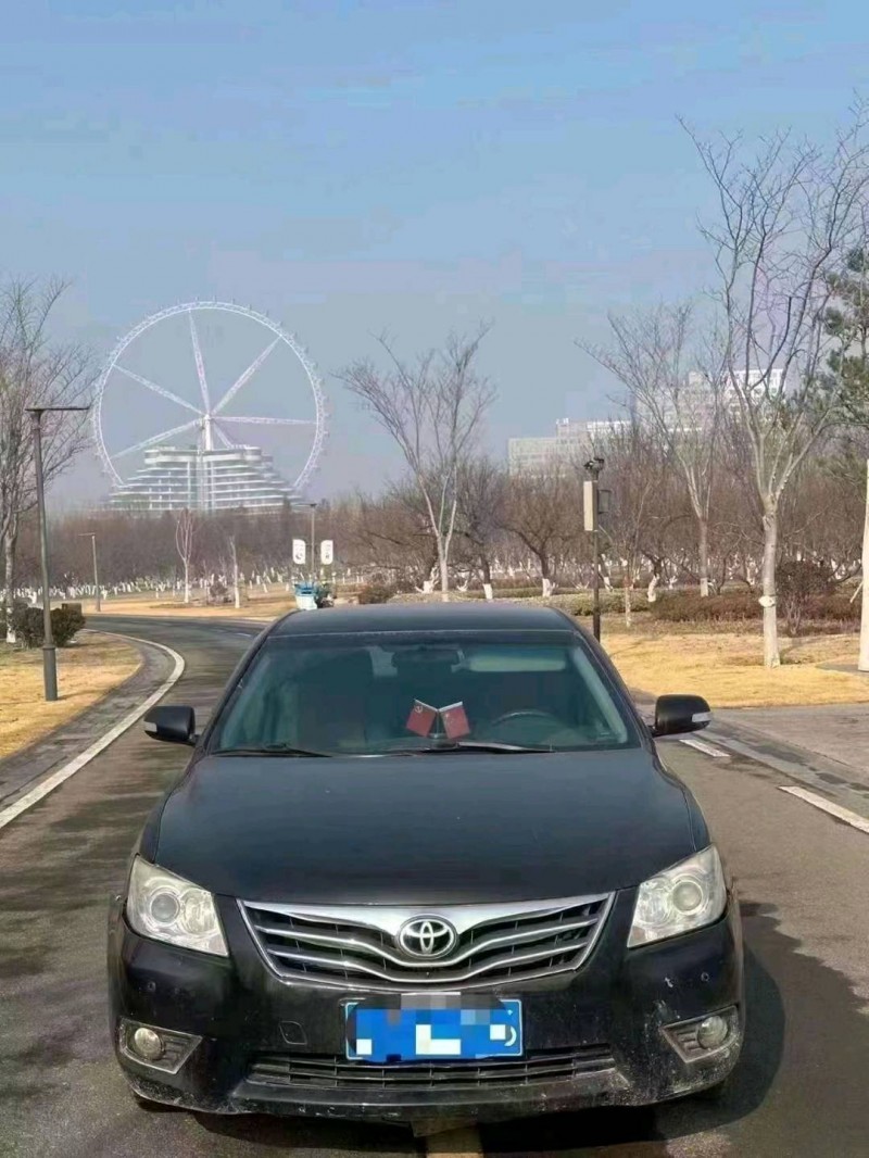 济南15年丰田凯美瑞1