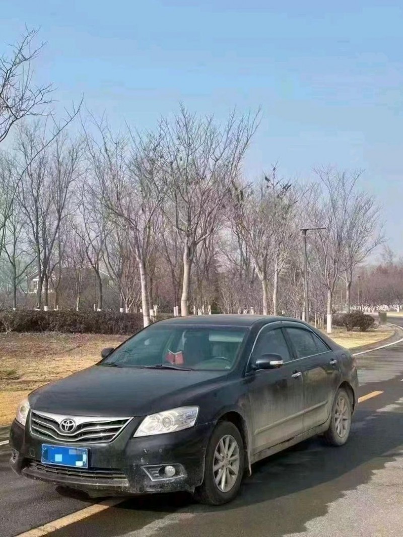 济南15年丰田凯美瑞3